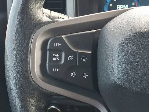 Used 2025 Ford Bronco Badlands AWD/4WD image 17