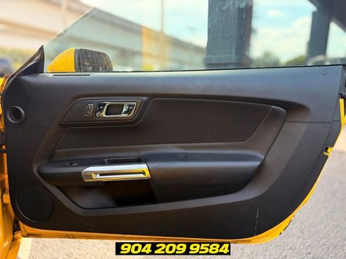 Used 2017 Ford Mustang GT RWD image 22