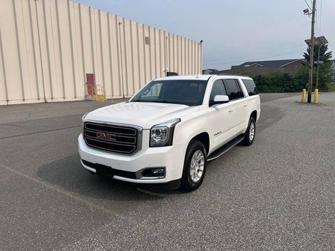 Used 2018 GMC Yukon XL SLT image 13