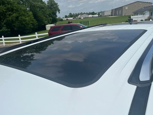 New 2025 Jeep Wagoneer Series II w/ Premium Group I image 9