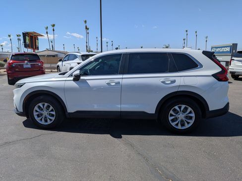 Used 2024 Honda CR-V LX image 9