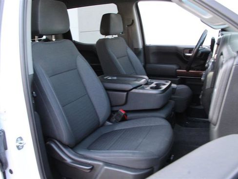 Used 2020 Chevrolet Silverado 1500 LT Trail Boss w/ Convenience Package AWD/4WD image 12