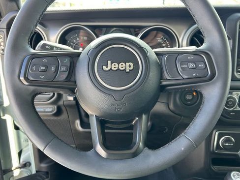 Used 2023 Jeep Wrangler Unlimited w/ Cold Weather Group AWD/4WD image 23