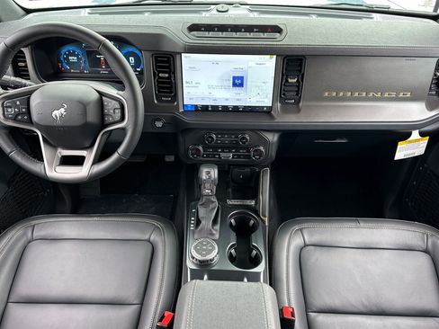 New 2025 Ford Bronco Badlands AWD/4WD image 19