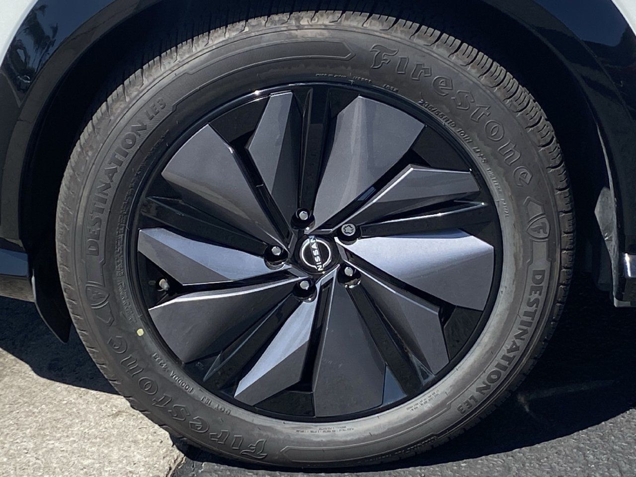 Certified 2024 Nissan Ariya FWD image 8