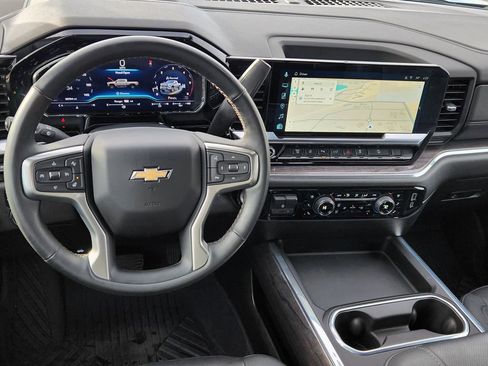 Used 2024 Chevrolet Silverado 3500 LTZ w/ LTZ Premium Package image 9