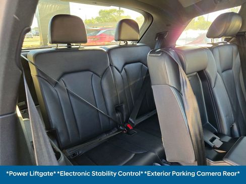 Used 2018 Audi Q7 3.0T Prestige image 17