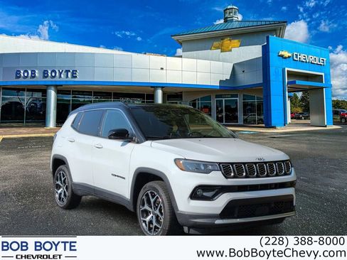 Used 2025 Jeep Compass Limited AWD/4WD image 1