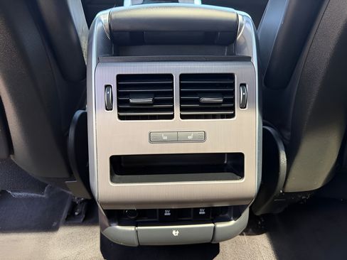 Used 2018 Land Rover Range Rover Sport HSE AWD/4WD image 21