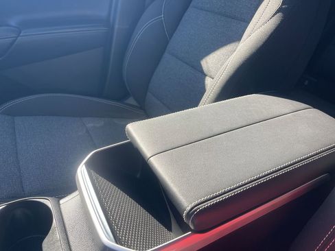 Used 2026 GMC Terrain Elevation image 25