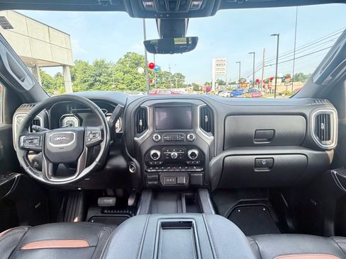 Used 2021 GMC Sierra 1500 AT4 w/ AT4 Premium Package AWD/4WD image 13
