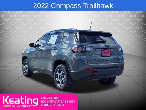 Used 2022 Jeep Compass Trailhawk w/ Trailhawk Elite Group image 2