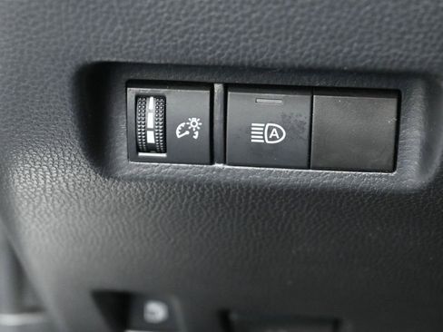 Certified 2025 Toyota RAV4 LE AWD/4WD image 14