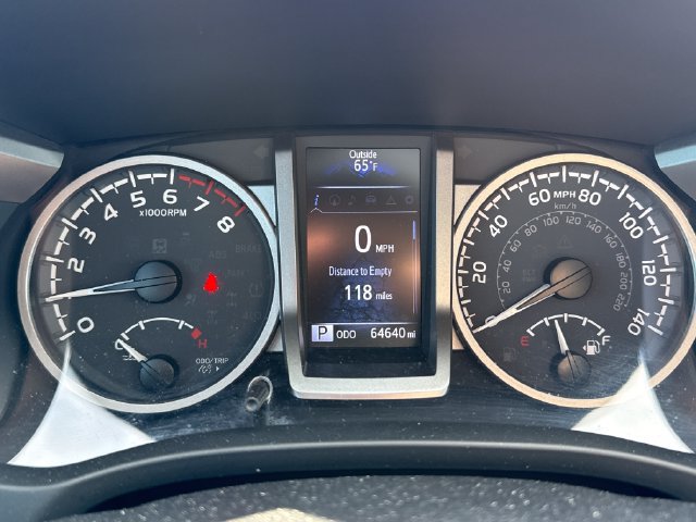 Used 2023 Toyota Tacoma Limited AWD/4WD image 29