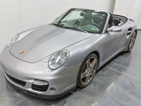 Used 2008 Porsche 911 Turbo image 9