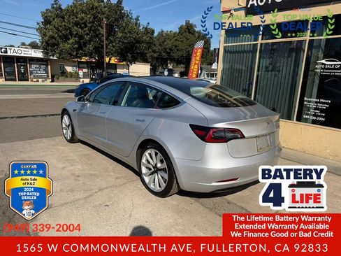 Used 2018 Tesla Model 3 Long Range RWD image 12