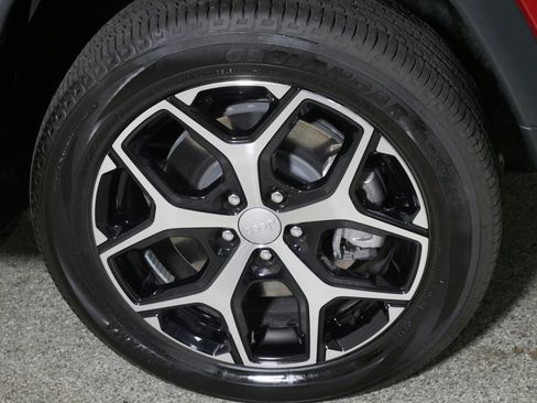 Used 2024 Jeep Compass Limited image 15