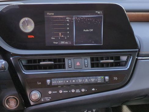 Certified 2022 Lexus ES 350 w/ Premium Package image 17