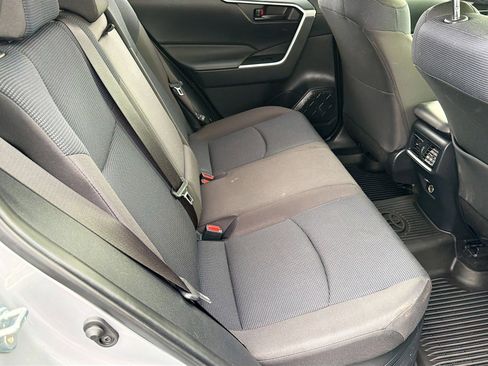Used 2024 Toyota RAV4 LE AWD/4WD image 26