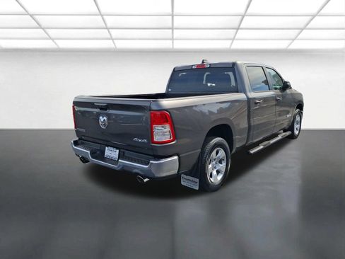 Used 2022 RAM 1500 Big Horn AWD/4WD image 2