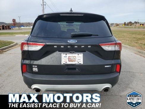 Certified 2020 Ford Escape SE image 4