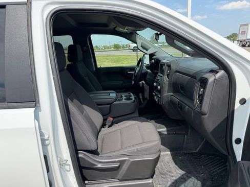 Used 2024 Chevrolet Silverado 1500 W/T w/ WT Value Package AWD/4WD image 10