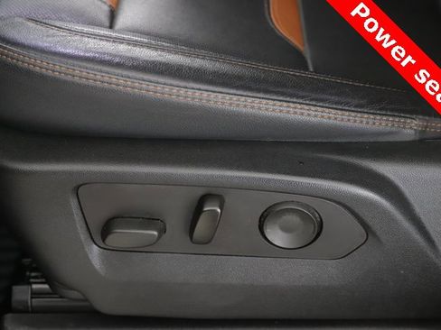 Used 2022 GMC Sierra 1500 AT4 w/ AT4 Premium Package image 19