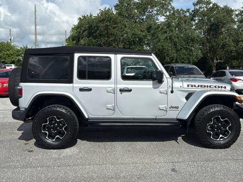 Used 2023 Jeep Wrangler Unlimited Rubicon w/ Cold Weather Group AWD/4WD image 9
