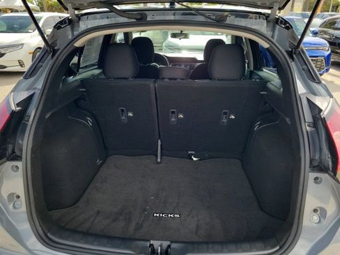 Certified 2023 Nissan Kicks SV FWD image 11