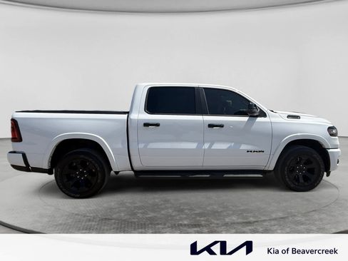 Used 2025 RAM 1500 Big Horn AWD/4WD image 4