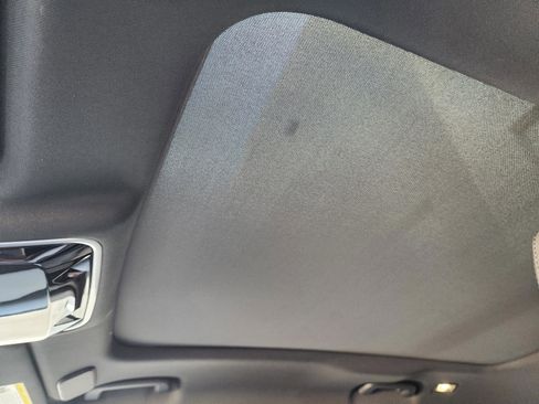 New 2026 Land Rover Range Rover Velar Dynamic SE image 25