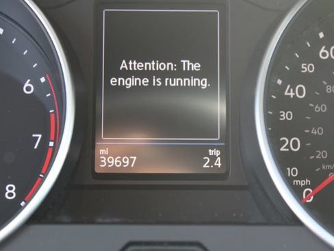 Used 2021 Volkswagen Tiguan SE R-Line FWD image 20