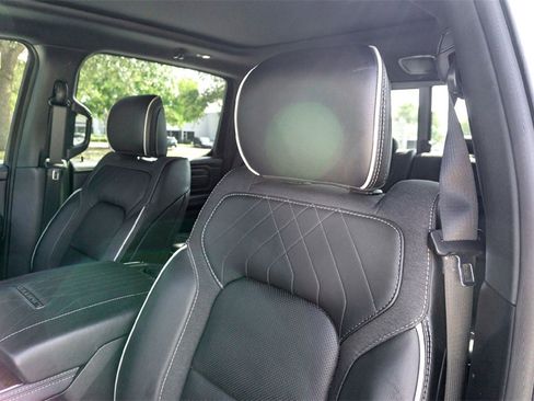 Used 2025 RAM 1500 Limited w/ Trailer Tow Group image 13