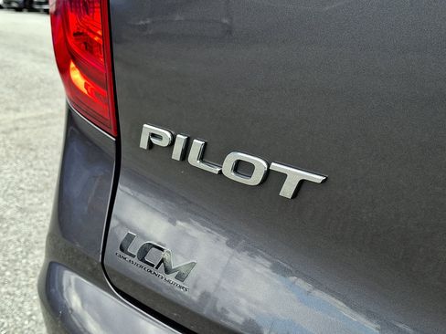 Used 2017 Honda Pilot Touring image 35