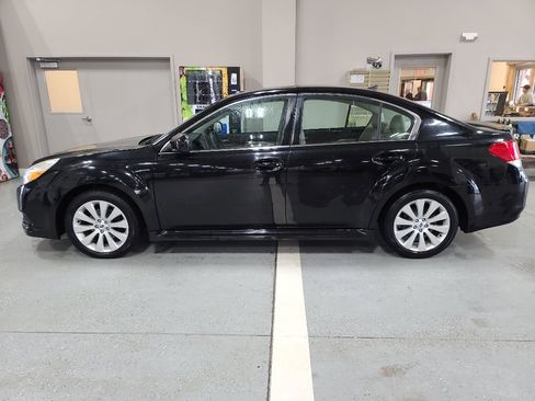 Used 2012 Subaru Legacy 2.5i Limited AWD/4WD image 1