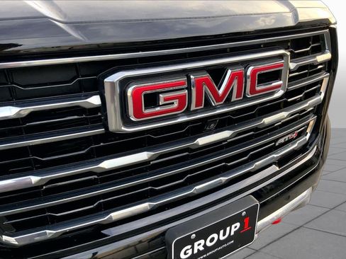 Used 2025 GMC Yukon XL AT4 AWD/4WD image 27