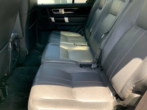 Used 2016 Land Rover LR4 HSE AWD/4WD image 15