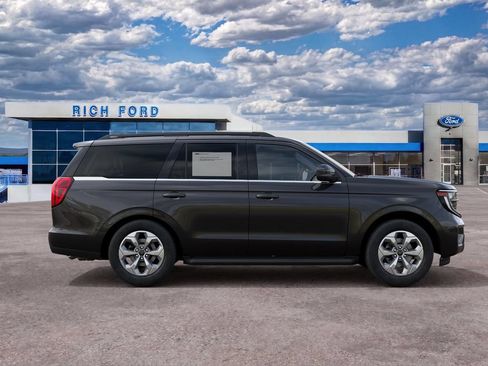 New 2027 Ford Expedition Active AWD/4WD image 5