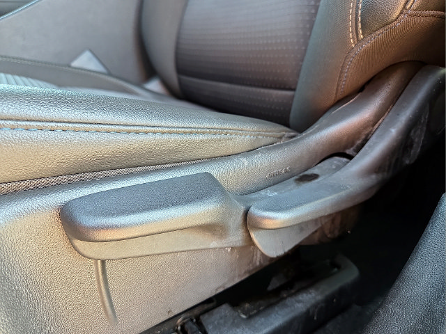 Used 2025 Chevrolet Trax LT w/ Driver Confidence Package FWD image 18