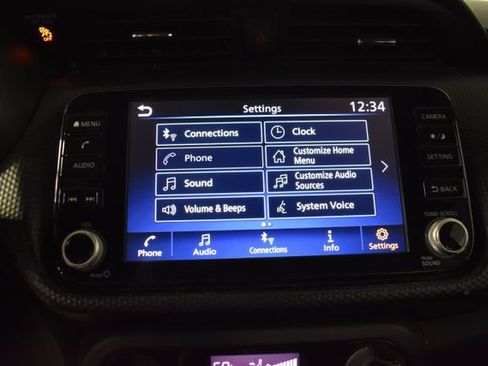 Used 2022 Nissan Kicks SV FWD image 19