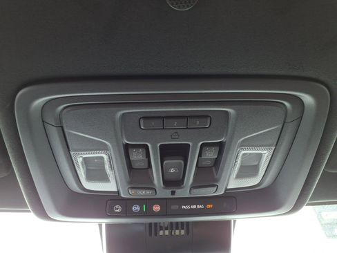 New 2026 GMC Sierra 2500 Denali Ultimate AWD/4WD image 18