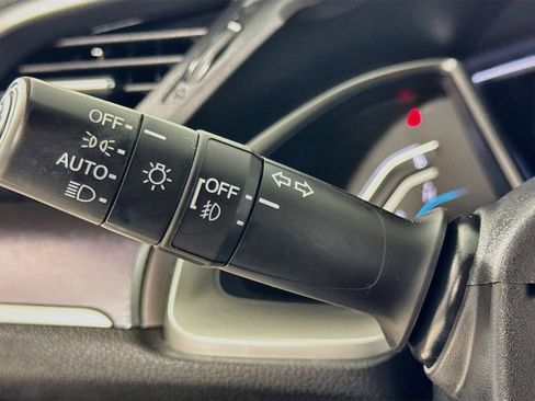 Used 2016 Honda Civic Touring image 15