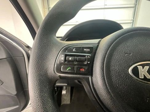 Used 2016 Kia Optima LX FWD image 15