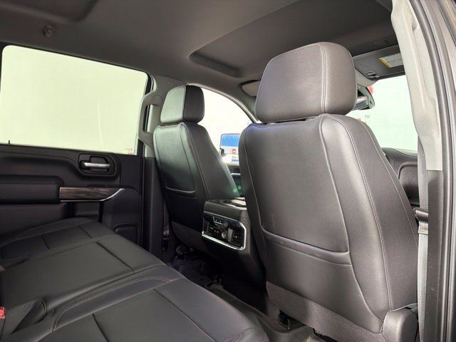 Used 2020 Chevrolet Silverado 2500 LTZ AWD/4WD image 38