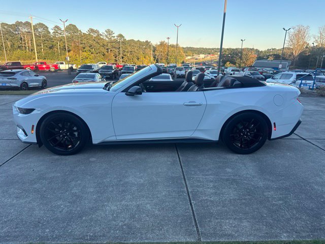 Used 2026 Ford Mustang Premium RWD image 16