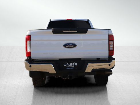 Used 2017 Ford F350 Lariat w/ Lariat Ultimate Package image 4