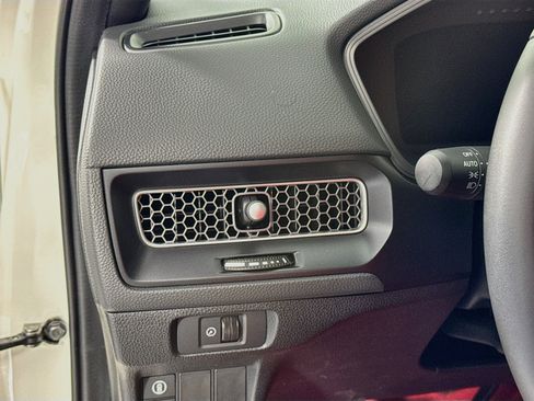 Used 2024 Honda Civic Type R image 10