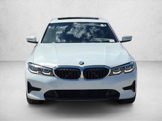 Used 2020 BMW 330i Sedan w/ Convenience Package RWD image 2