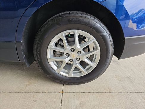 Used 2022 Chevrolet Equinox LS FWD image 36
