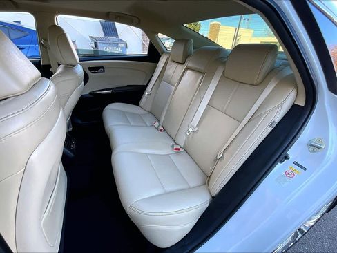 Used 2018 Toyota Avalon Limited image 20